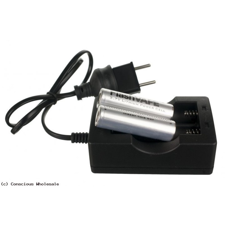 Kit FlashVape S-2 (chargeur + 2 batteries 3,7v) - docteur-vaporisateur.com