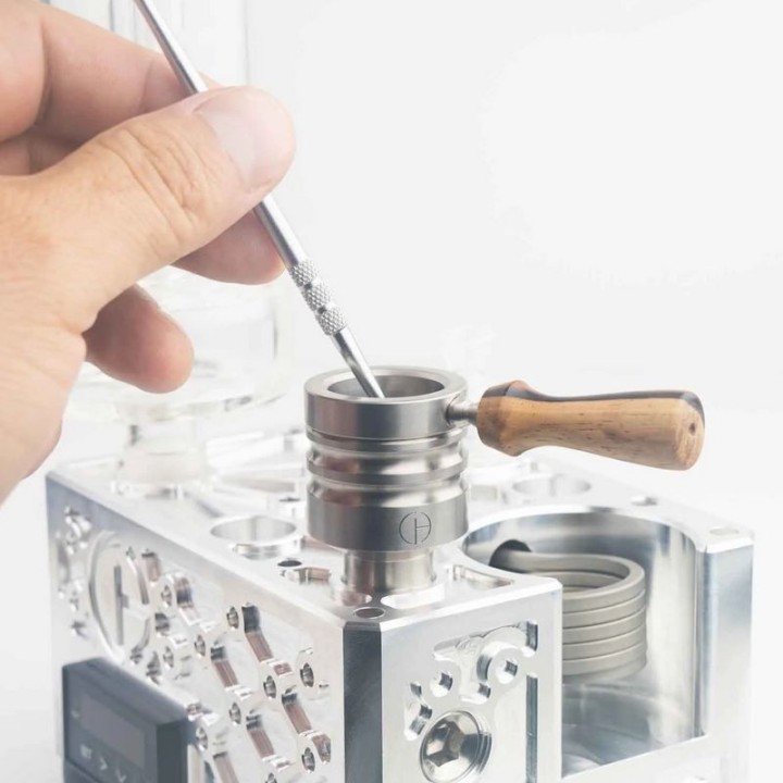 Cyclone Dab Bucket - Cannabis Hardware