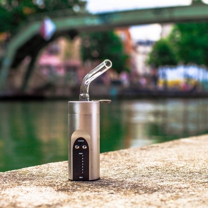 ➤ Arizer Solo, le vaporisateur portable Arizer solo en vente chez Docteur-Vaporisateur.com