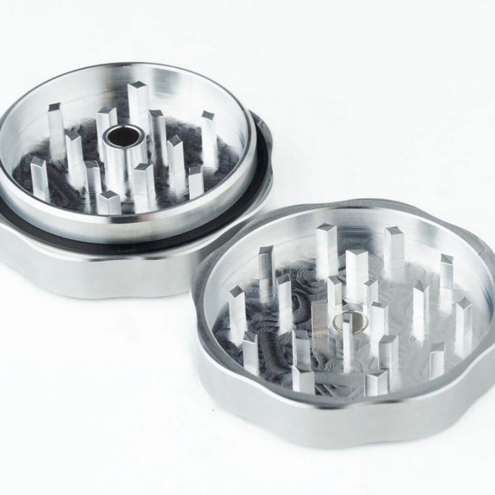 Two Piece Fine Grinder - Cannabis Hardware